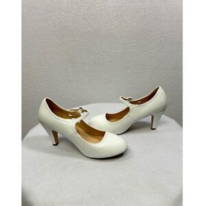 J. Adams Pixie Mary Jane Pumps Womens 8 White Round Toe Buckle Strap Stiletto